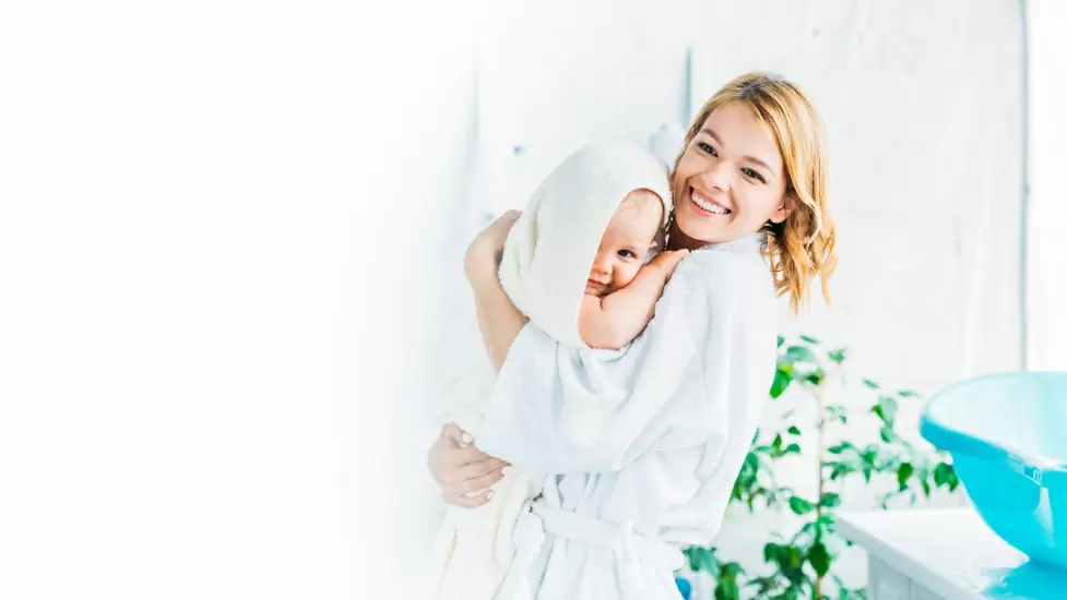 Как правильно купать новорожденного