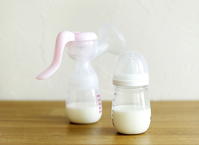 Сцеживание грудного молока